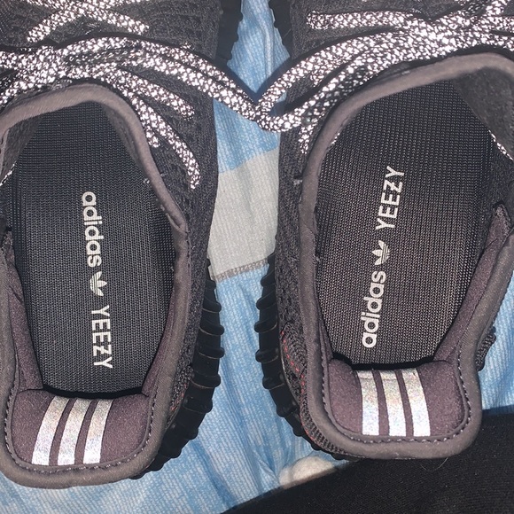 Yeezy 350 V2 Black Non Reflective X2 Size 10 - Picture 5 of 16
